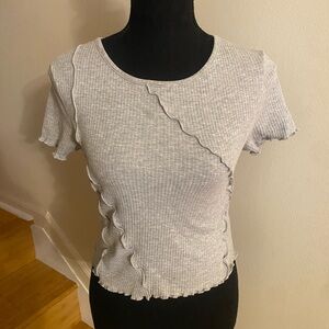 wild fable Light Gray Ribbed Lettuce-Edge Crop Top